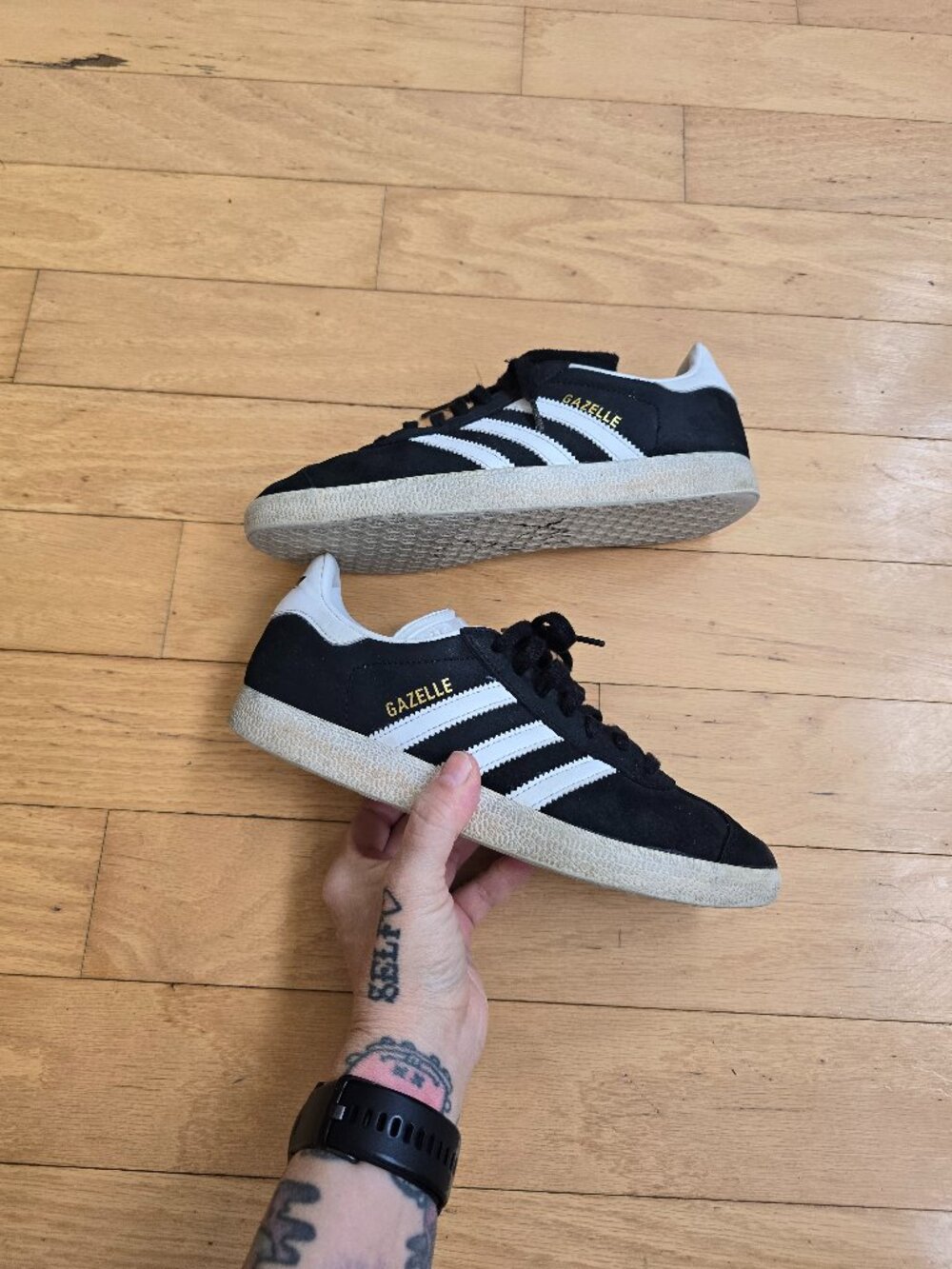 Adidas | Gazelle 'Core Black Cloud White' suede retro sneakers | WMS 7